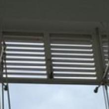 武漢良升暖通配件廠 專業(yè)供應(yīng)電動風(fēng)口、電動風(fēng)閥與威仕特水泵